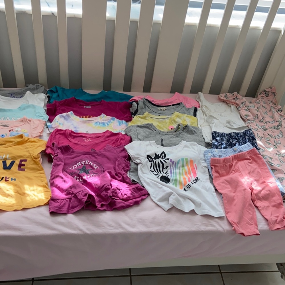 Kids clothes bundle, size 2T and 3T, good condition, 20 pieces